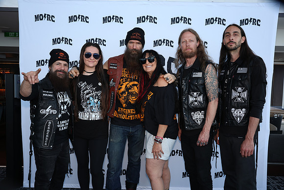 JS1_3934