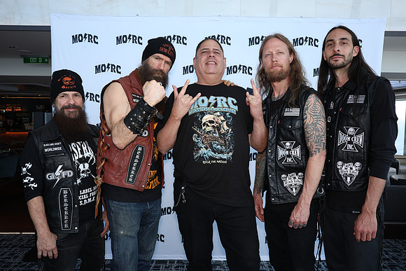 JS1_4023