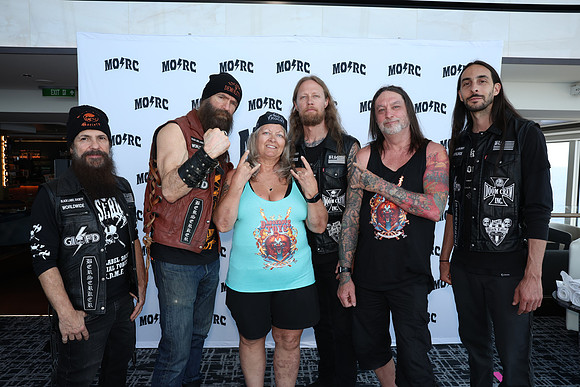 JS1_4151