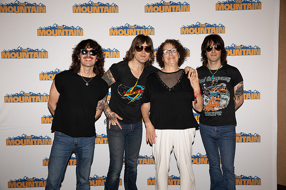 20260821TukSmith-TheMountain-2464