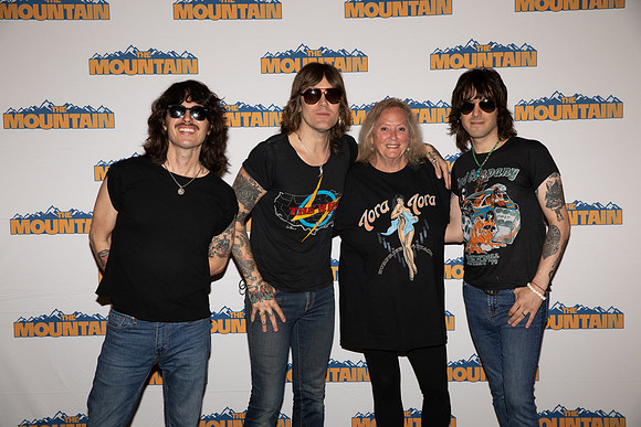 20260821TukSmith-TheMountain-2640